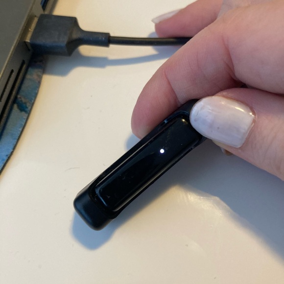Fitbit Flex - Sleep and Activity Tracker - Picture 2 of 3